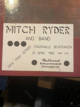 Preview: Mitch Ryder - Nakes But Not Dead LP used